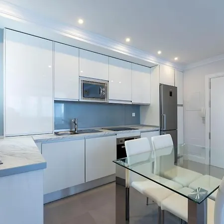 Lux Frontline * Fuengirola